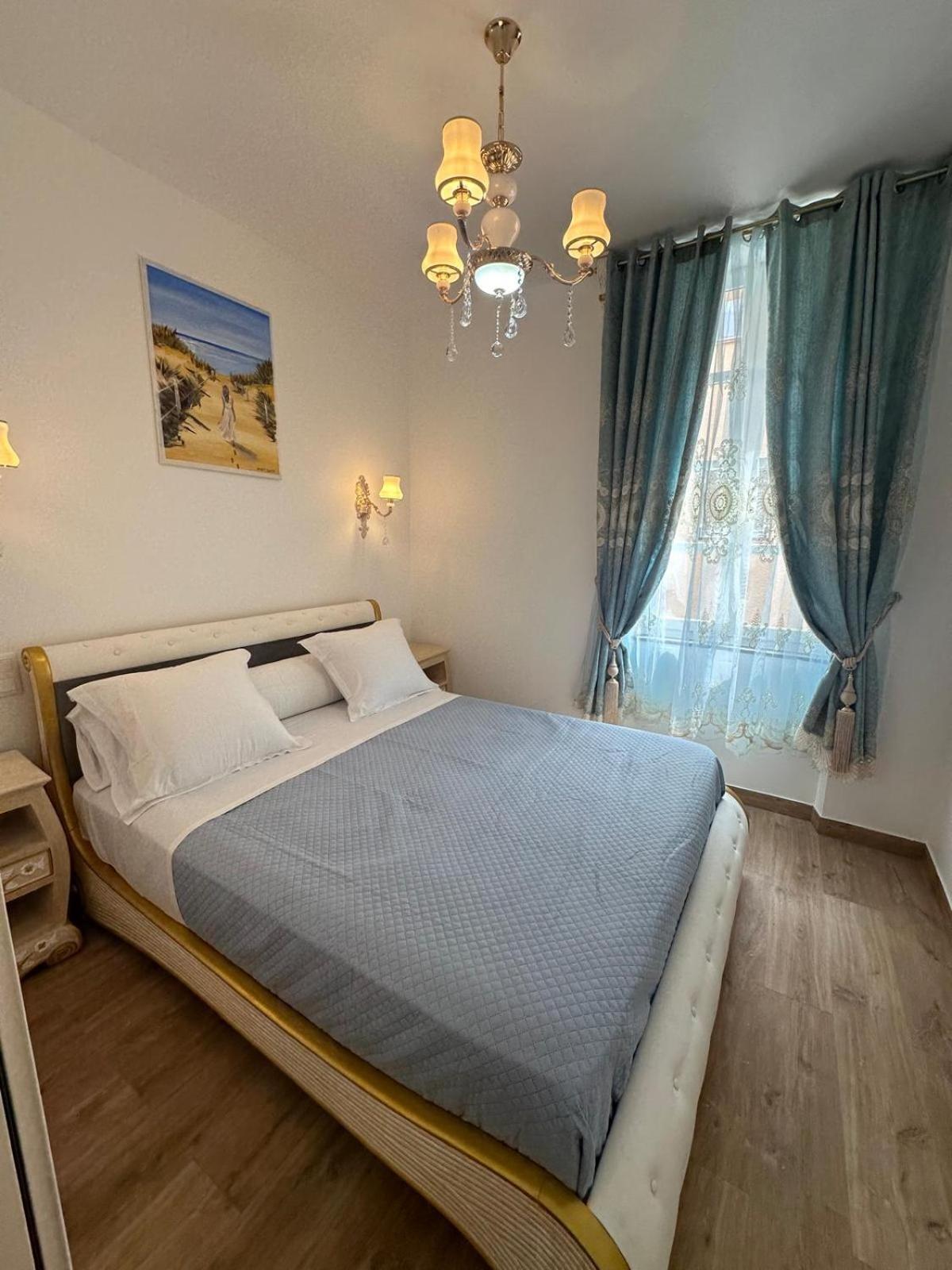 Appartement Du Cloitre 1Er 나르본 외부 사진